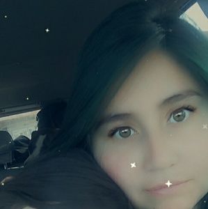 Meet your Posher, Camila